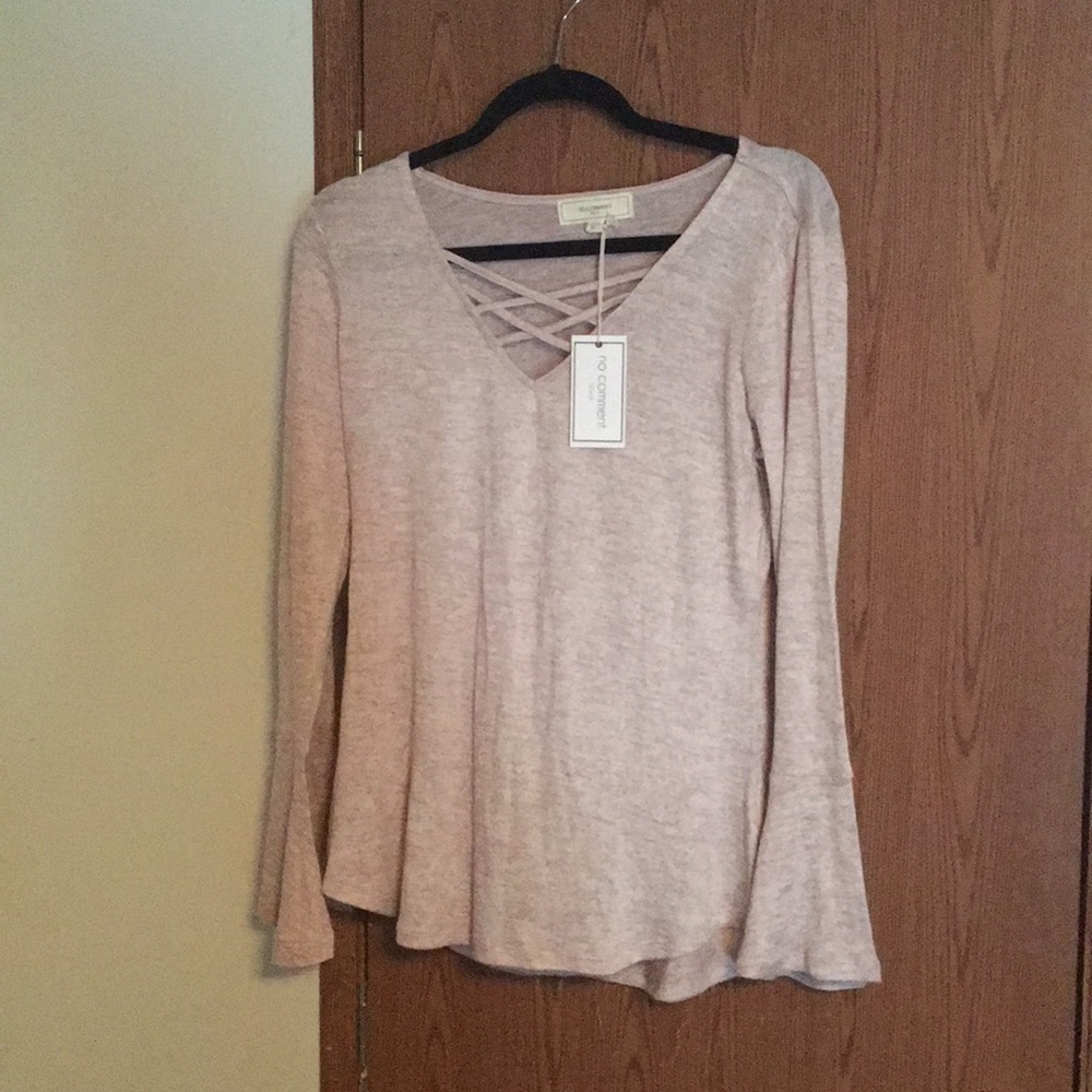 Size large No comment top. New with tags